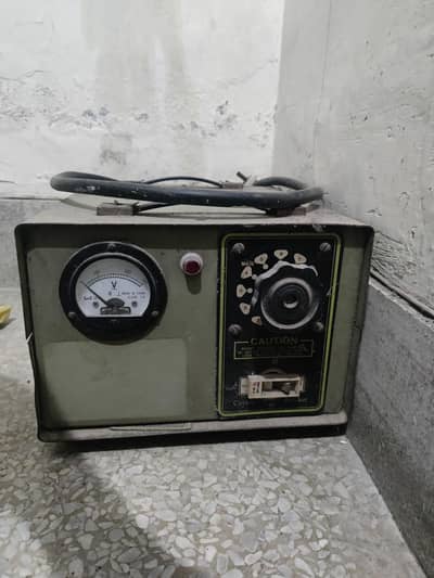 Voltage Stabilizer / Regulator – 7 Step, Circuit Breaker Protected