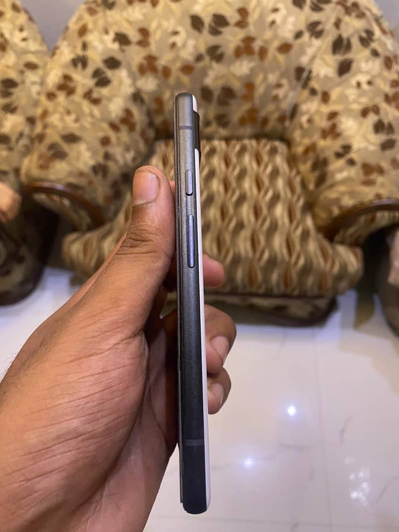Google Pixel 6a 0