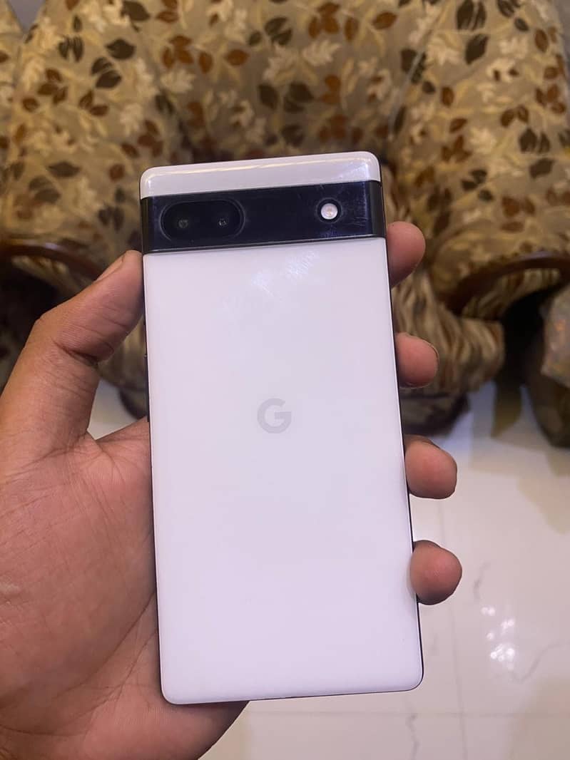 Google Pixel 6a 1