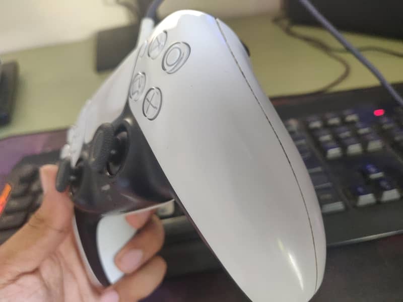 PS5 original controller used 10/10 3