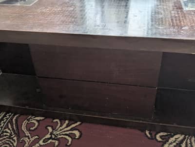 Thick wooden table (4*2.5) feet
