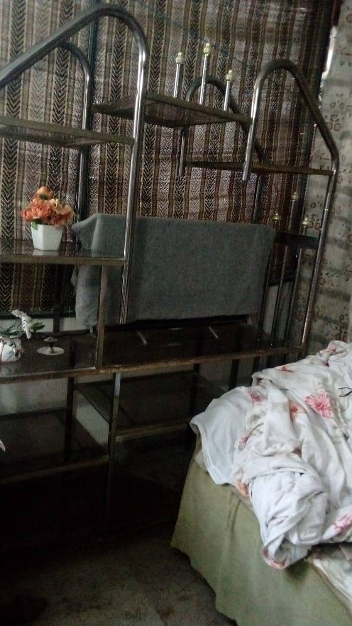 Computer Table 0