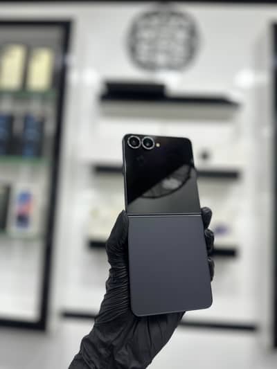 Samsung Mobile Z Flip 7