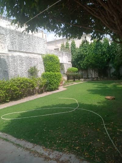3 Kannal comer House for sale at prime location of Cavalry Ground