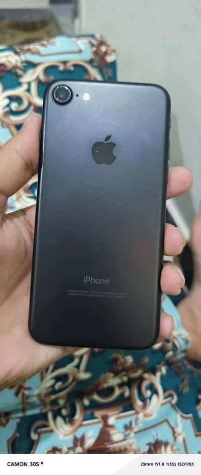 Apple iPhone 7