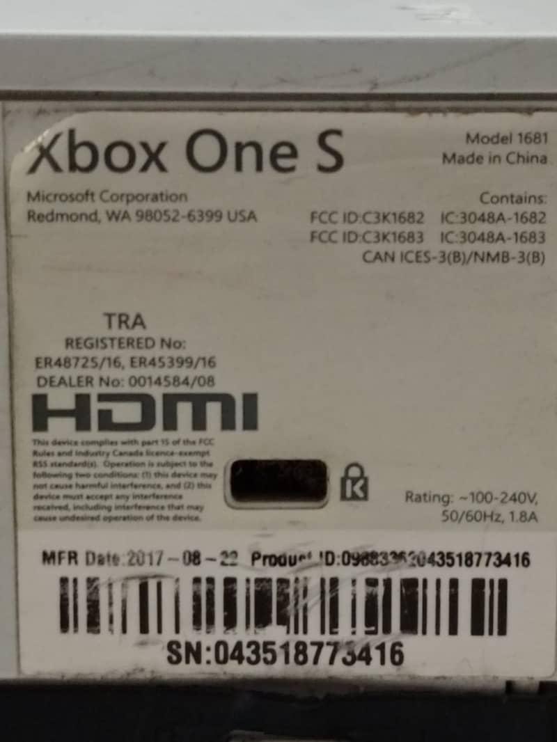 Xbox one S 4