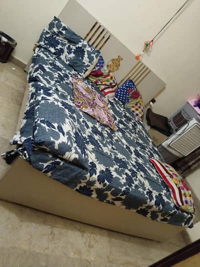 Luxury bedroom furniture set - bed + 2 side table + dressing mirror