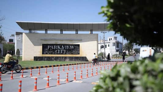 5 Marla Investment Purpose Good Location Plot For Sale In Pearl Block Park View City Lahore