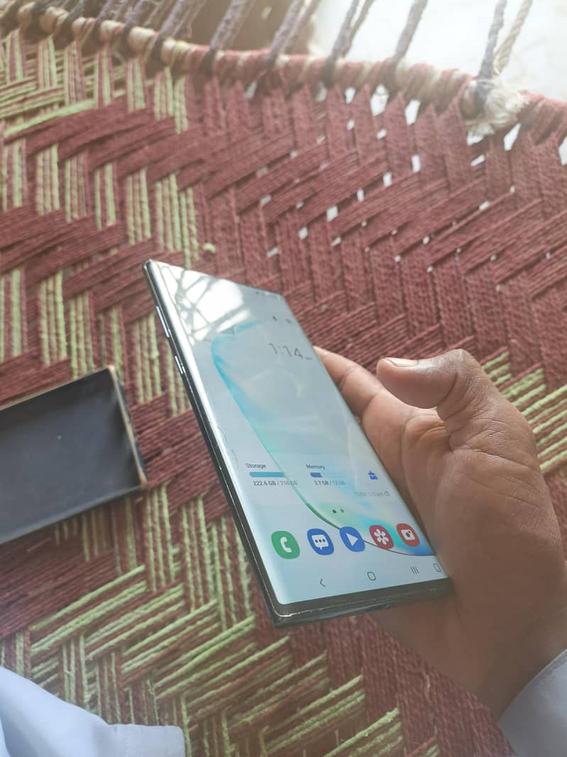 Samsung Mobile Note 10 Plus 3