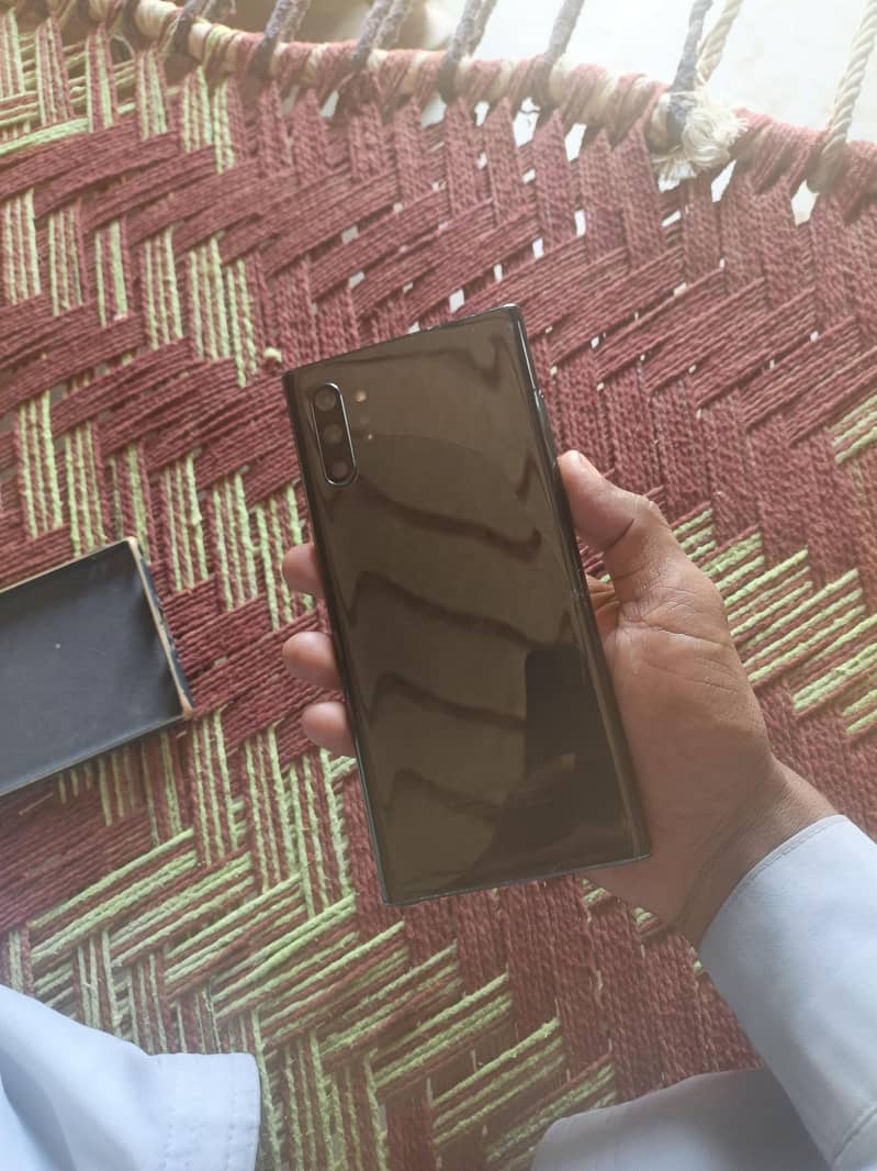 Samsung Mobile Note 10 Plus 4