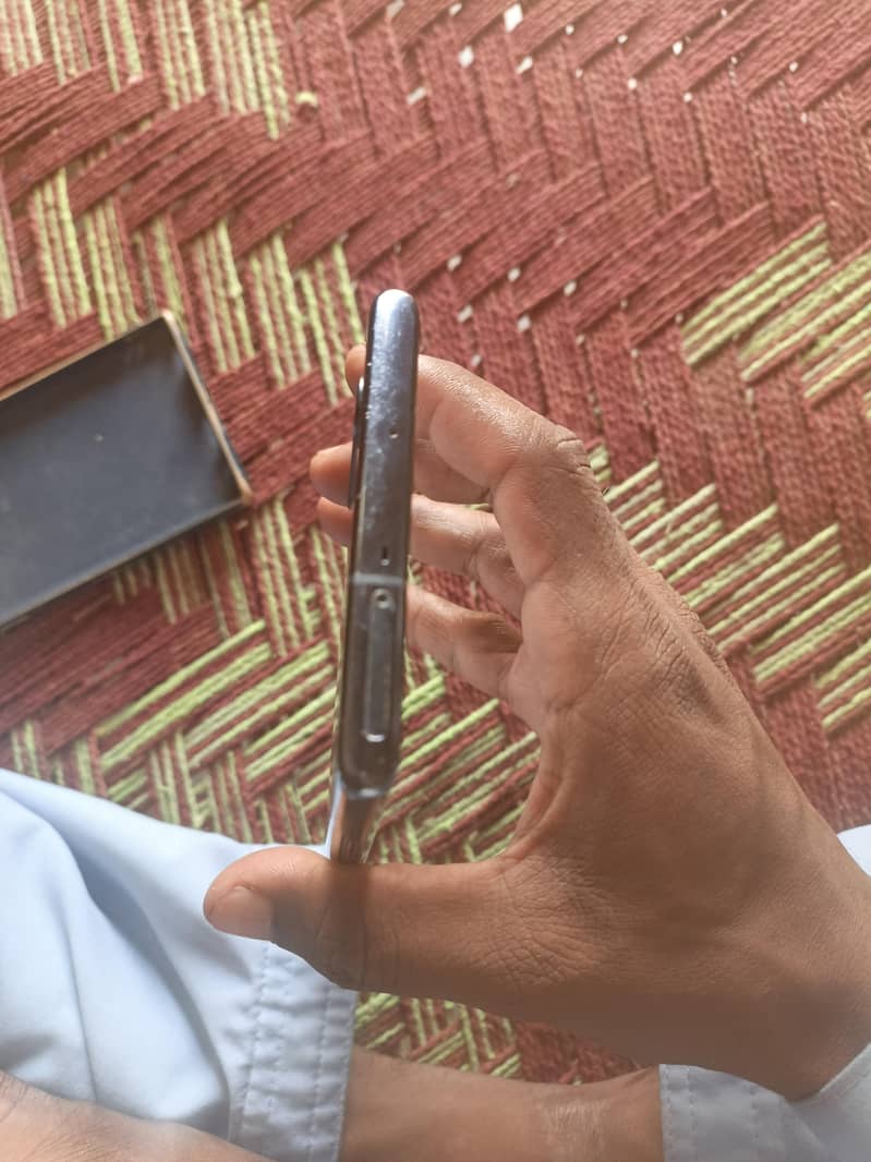 Samsung Mobile Note 10 Plus 15
