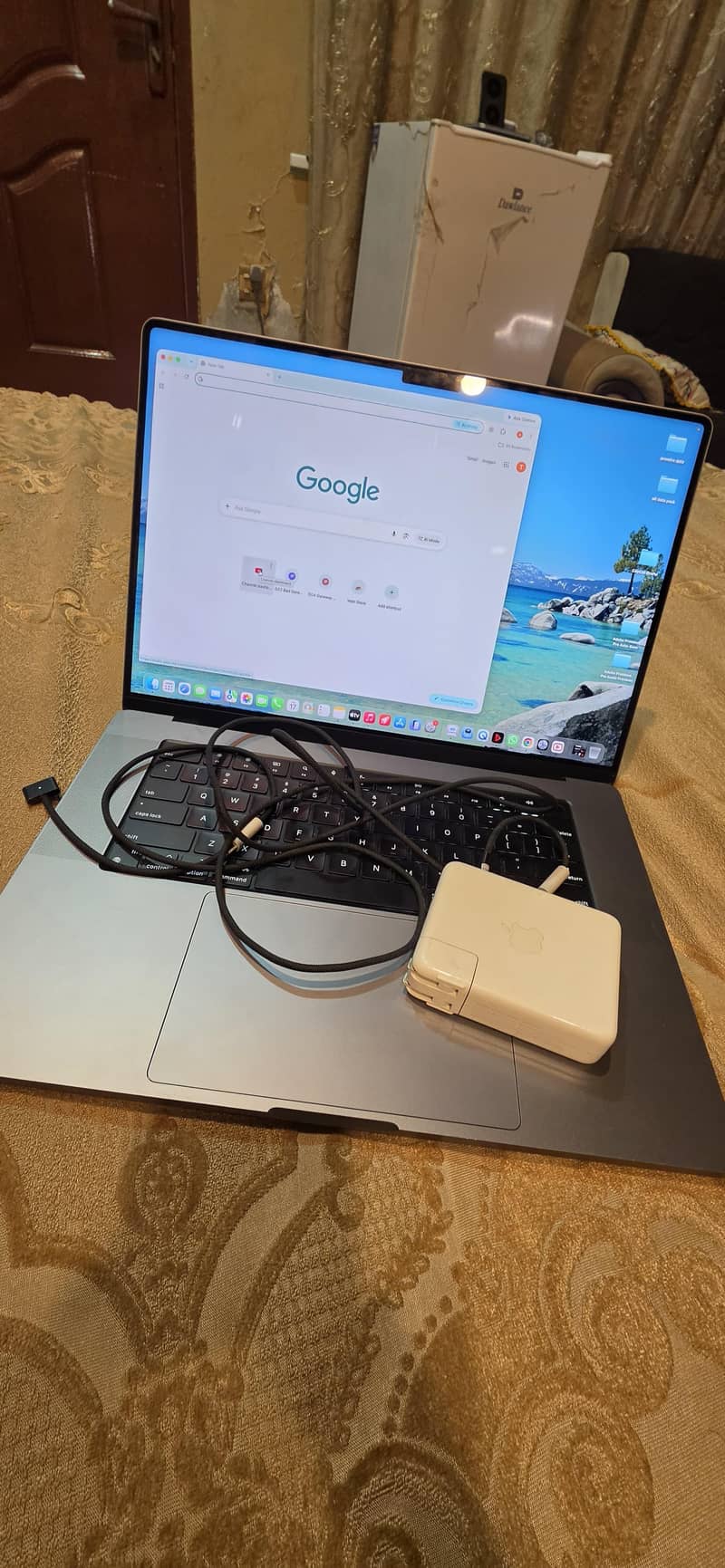 macbook pro M1 max 0