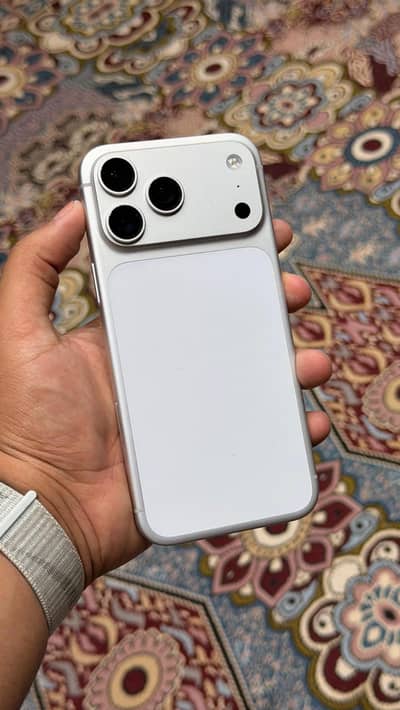i Phone 17 Pro Max Non PTA Factory unlock