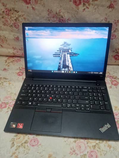 Lenovo Thinkpad E595 Ryzen 5 3500U gaming laptop 5 hour battery time