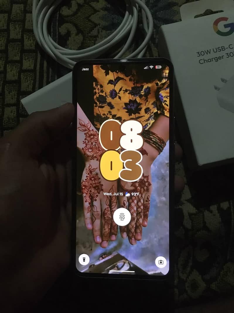 Google Pixel 8 5