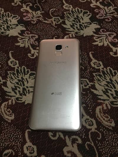 Samsung Mobile J6