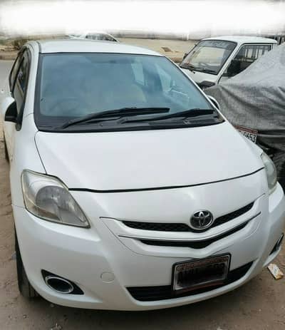 Toyota Belta 2006/2012 (1.3 Automatic) White in excellent condition