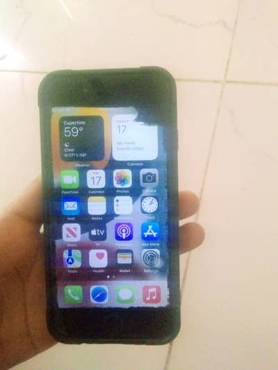 Apple iPhone 7