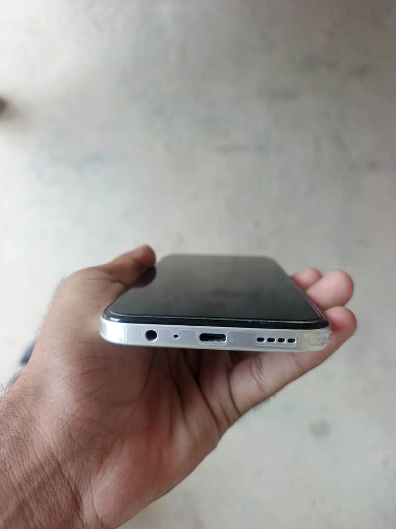 OPPO A6 2