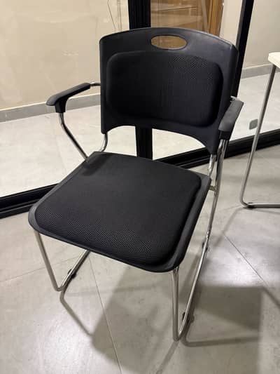 Brand New Office Chair Modern & Comfortable