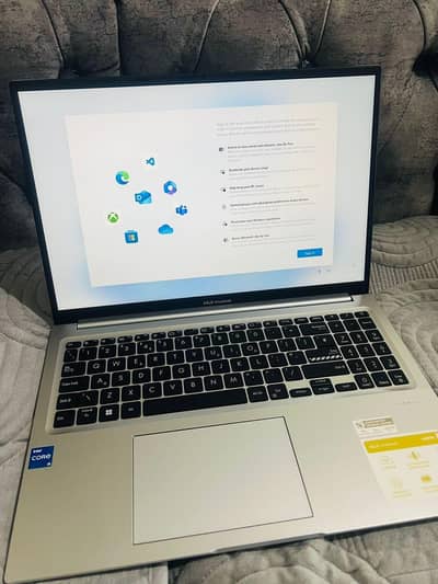 Asus Vivobook 16 X1605EA