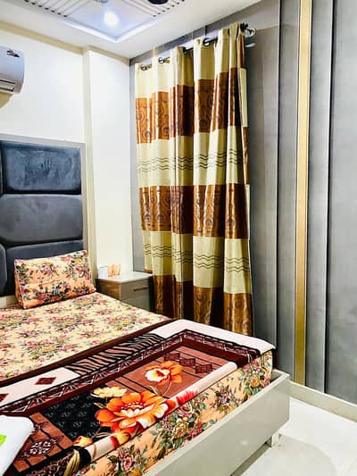 Presenting you fully furnished Hotel Room for familes Sty 24/7/ Availa