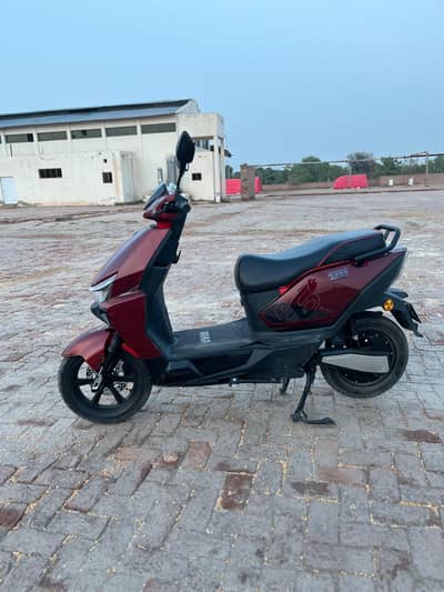 Evee Electric Scoti