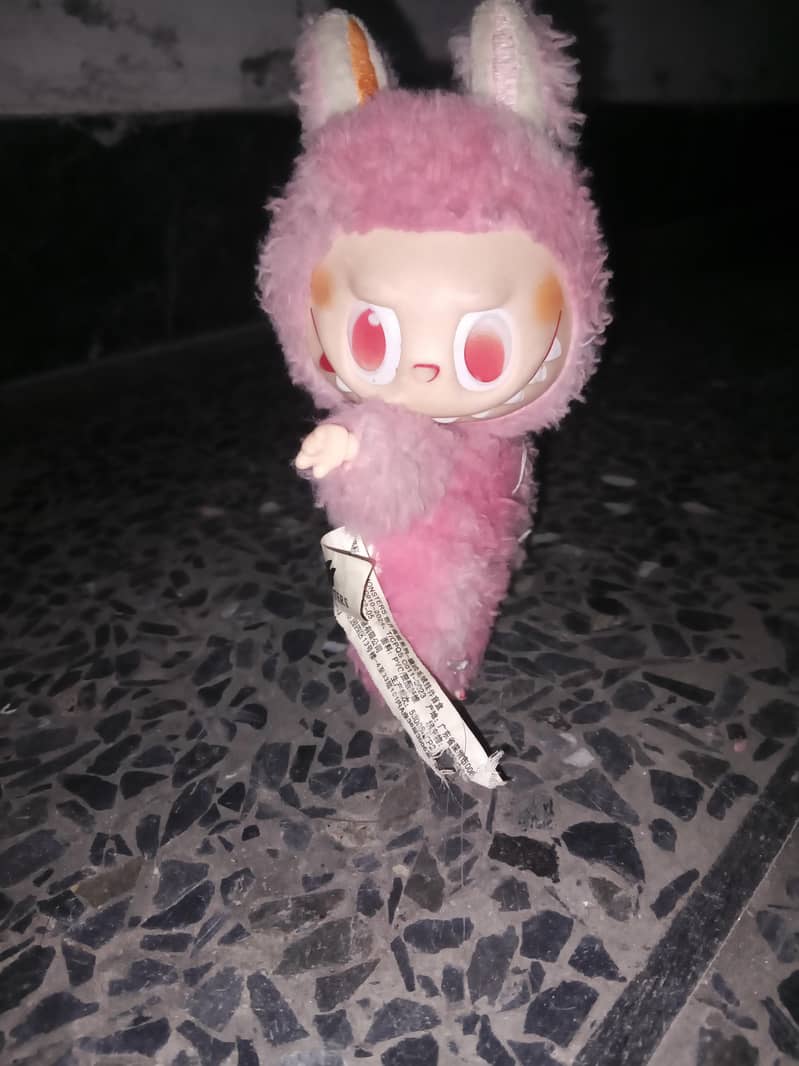 labubu doll 0