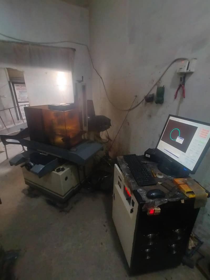 CNC WIRE CUT MACHINE 3