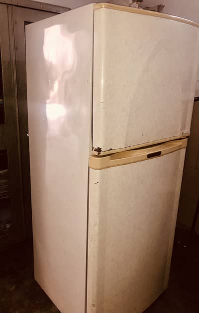 Medium refrigerator - Electronics & Home Appliances for sale