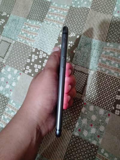 Apple iPhone 8 128 gb all ok no any falt finger ok original panel
