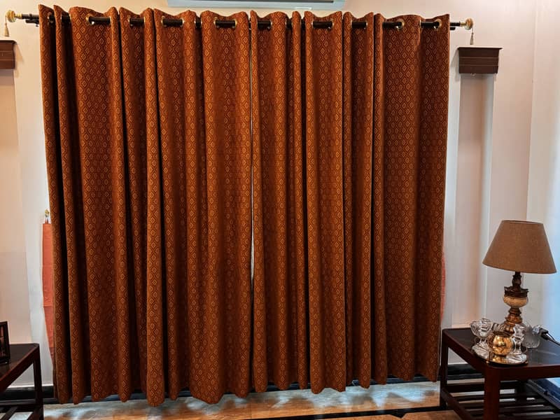 Double Window curtain with lining 3