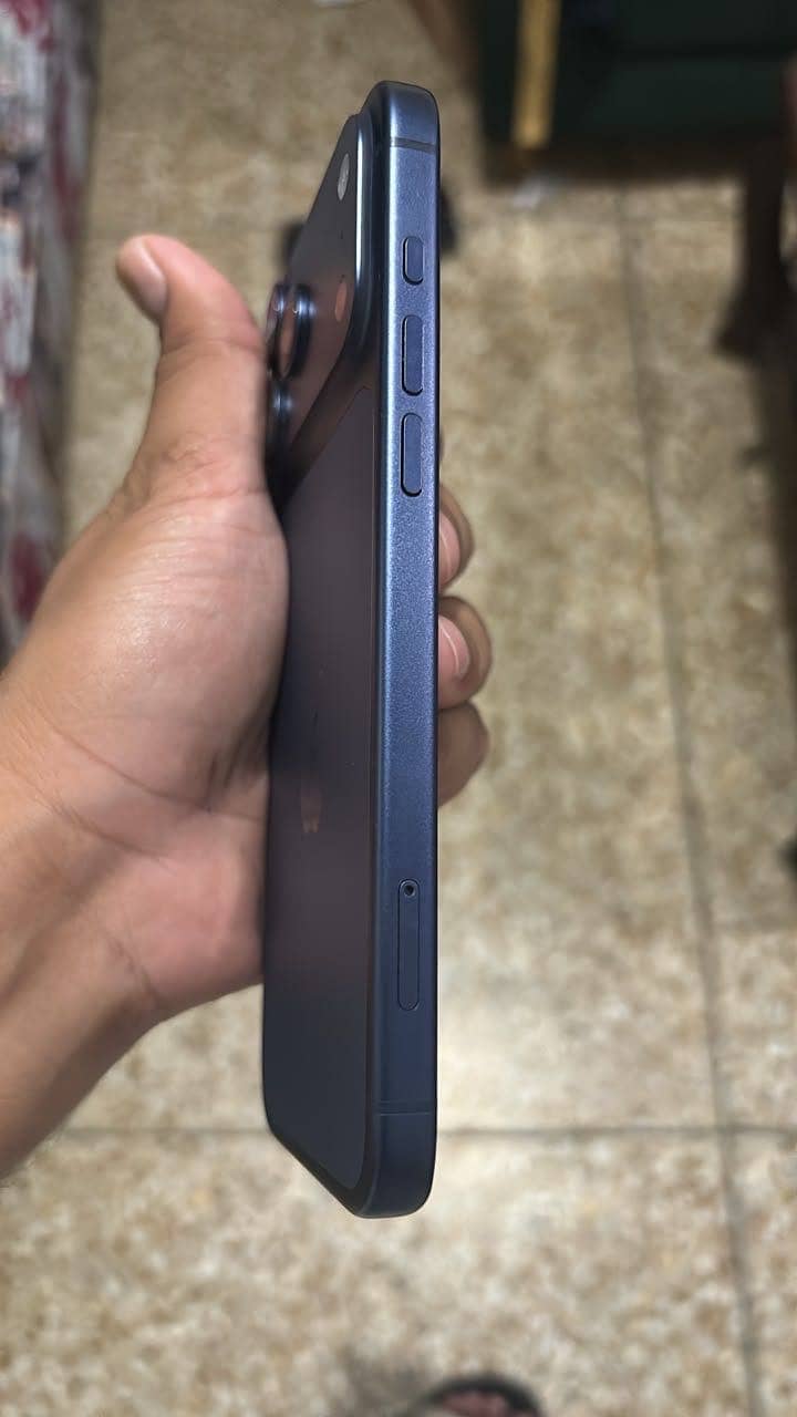 Iphone 17 Pro Max 4