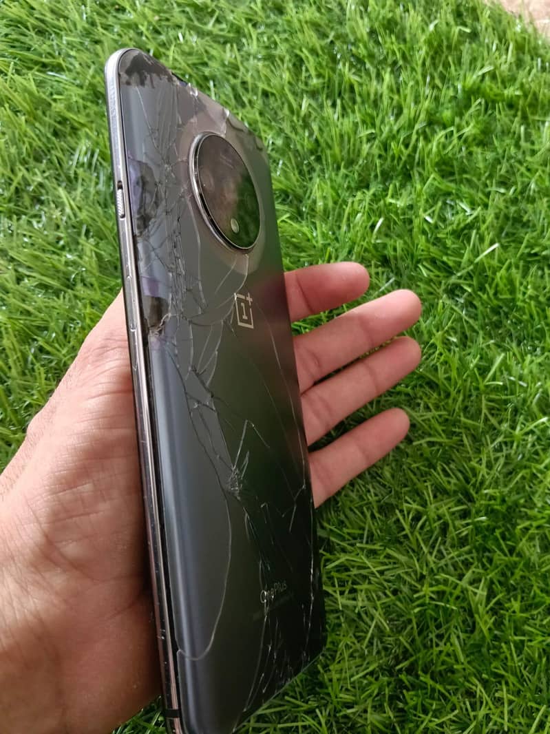 One Plus 7T 2