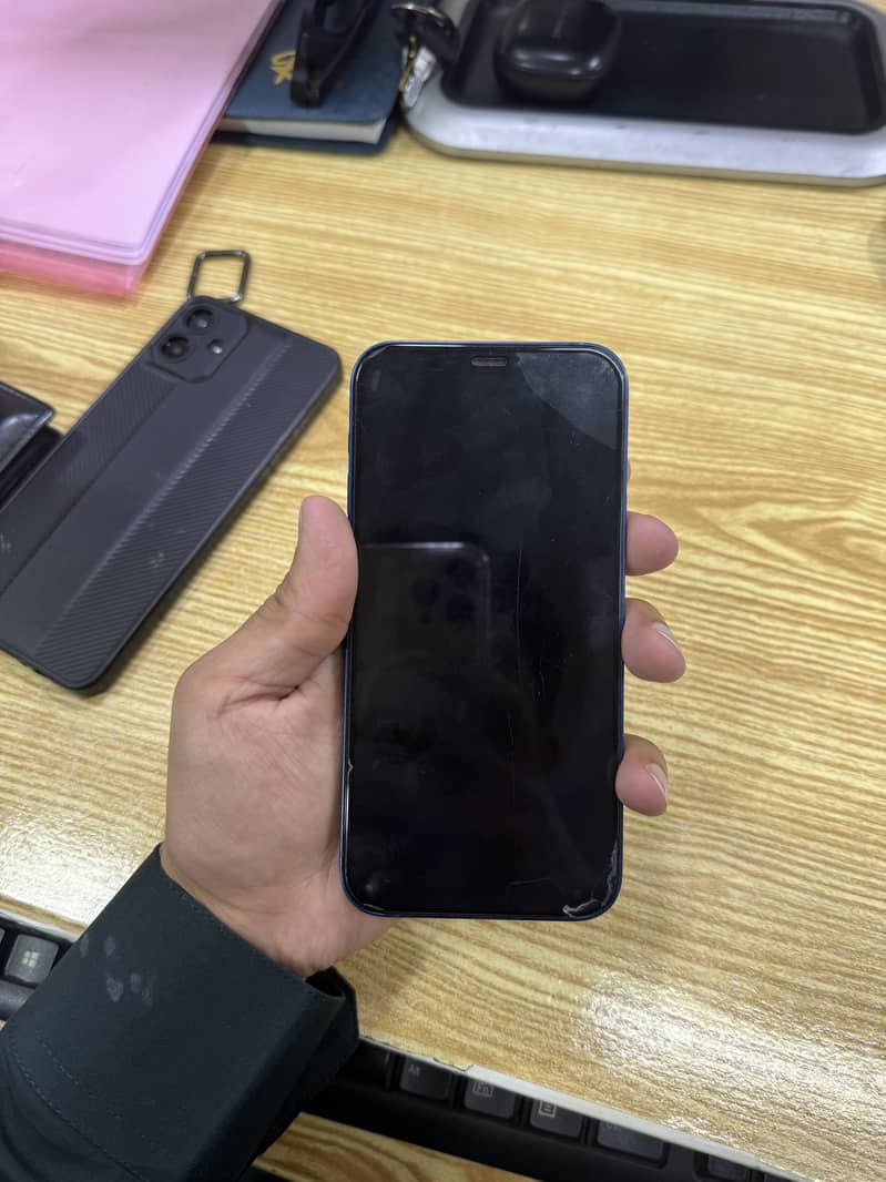 Apple iPhone 12 5
