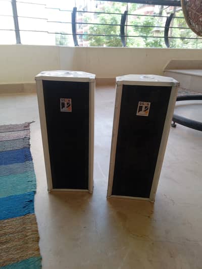 outdoor speakers