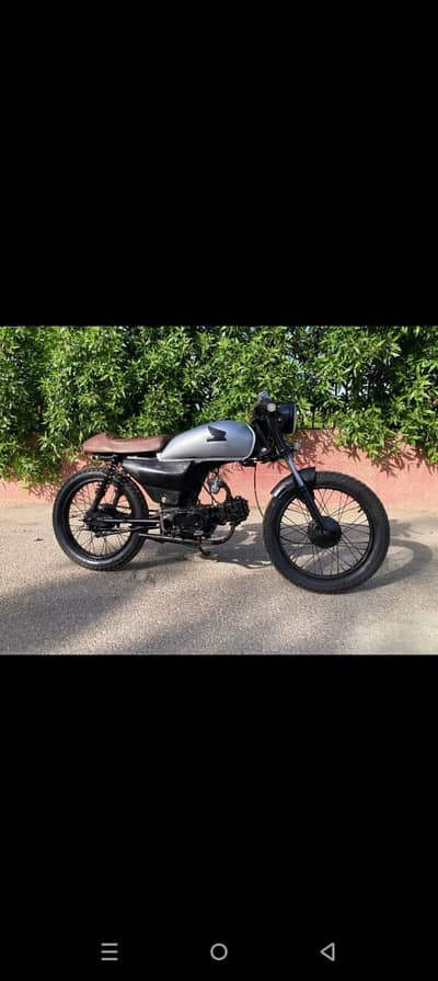 best converted cafe racer 1/1 cd70 bike in Karachi
