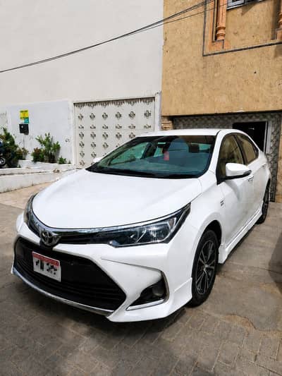 Toyota Corolla Altis X 1.6 2022/22 - Extra-Ordinary Condition