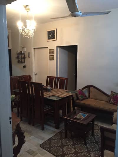 Sale flat Rabiya place 2nd floor Alladin park k samne west open rashid minhas road