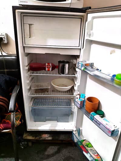 Dawlance Refrigerator with 2000 Watt Stabilizer