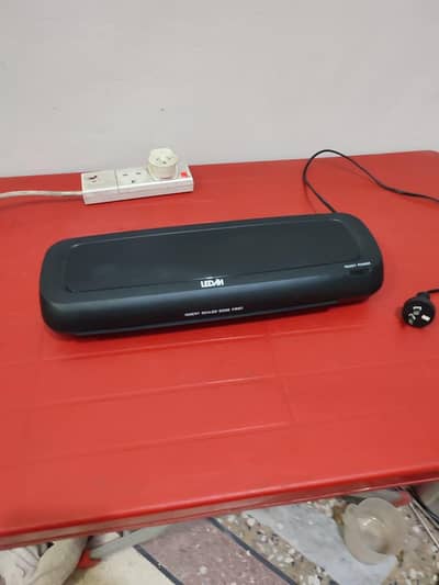 Fellowes USAvElectric A3 Lamination Machine
