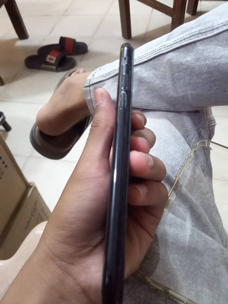 Apple iPhone SE 3