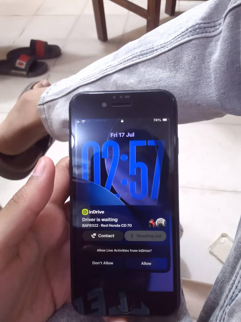 Apple iPhone SE 6