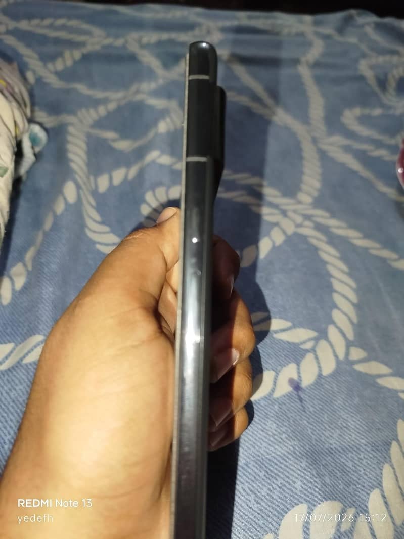 Google Pixel 8 Pro 3