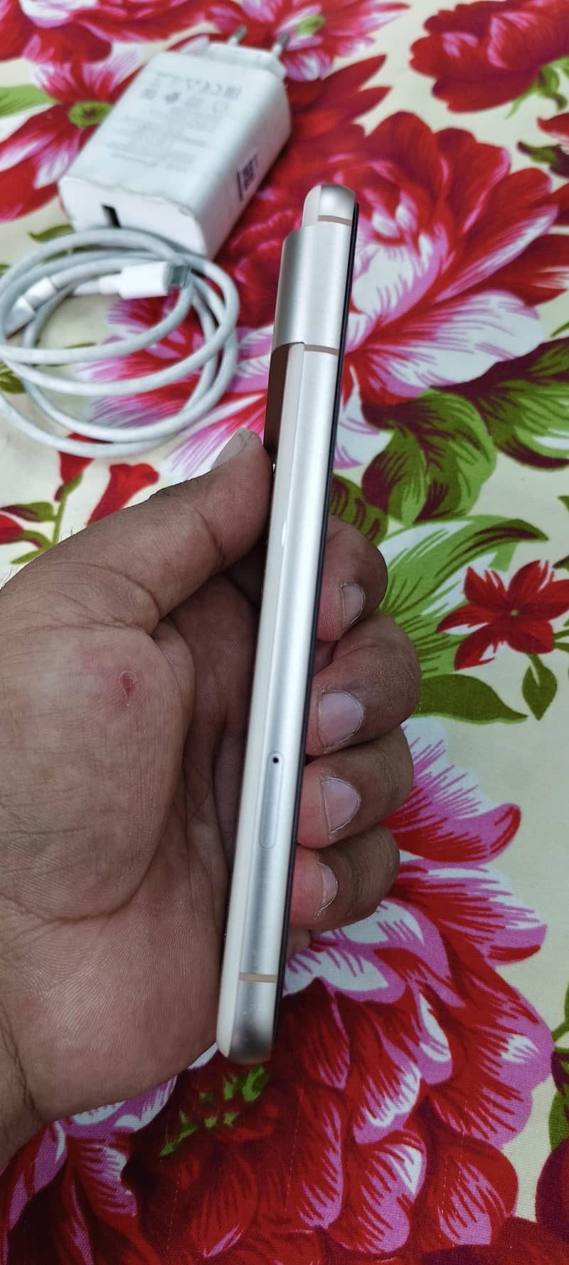 Google Pixel 8 3