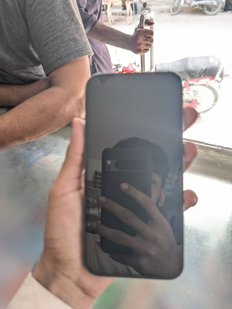 iPhone 13 Pro Max 1