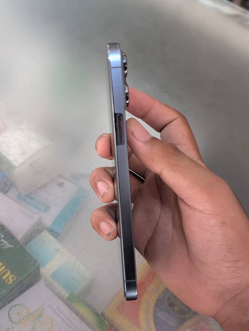 iPhone 13 Pro Max 4