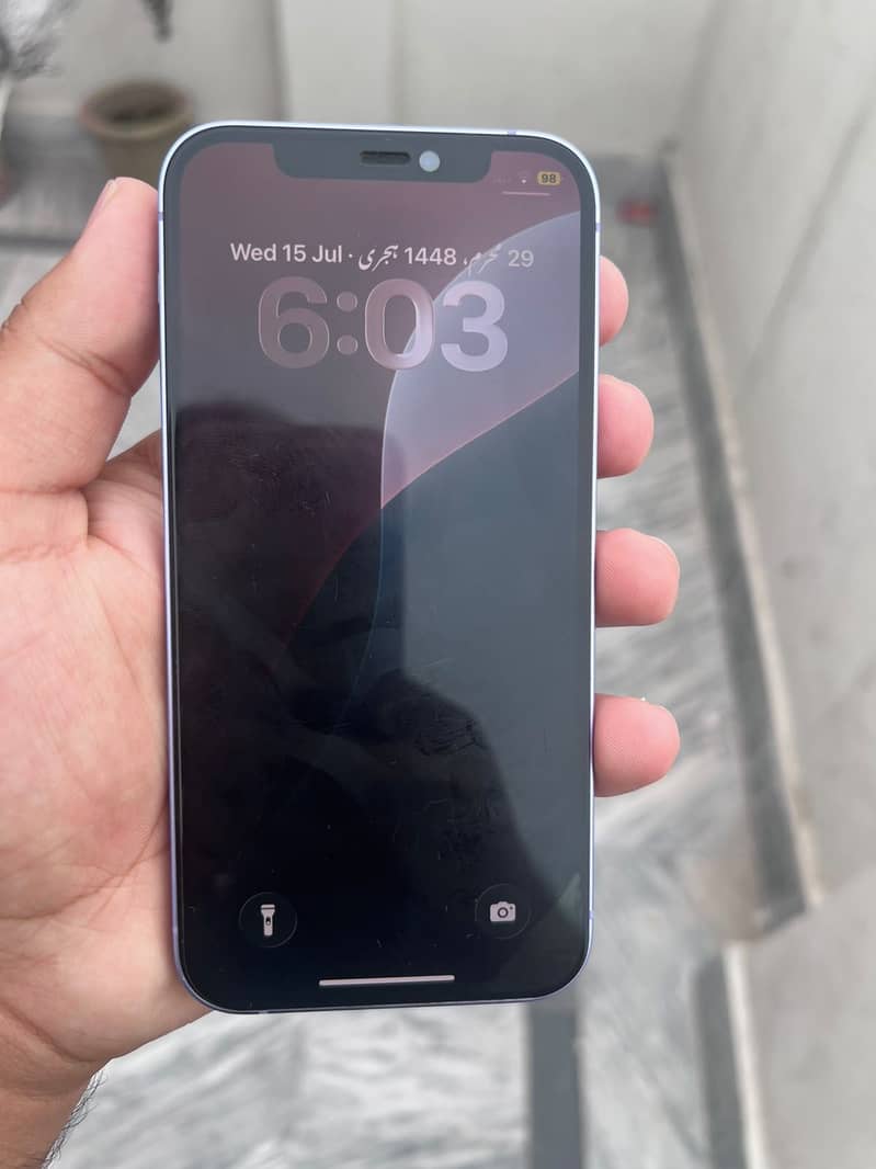 Apple iPhone 12 3