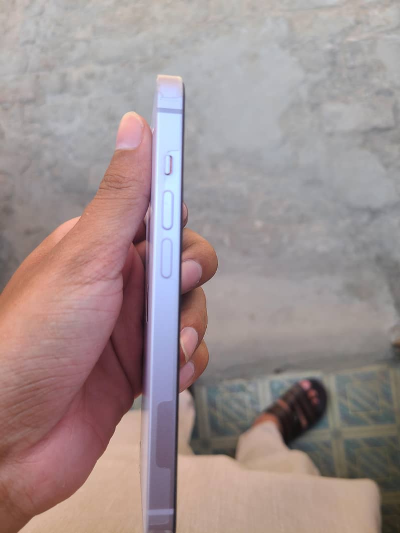 IPhone 14 5