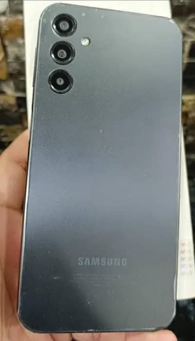 SAMSUNG A24  8/128 NEW CONDITION